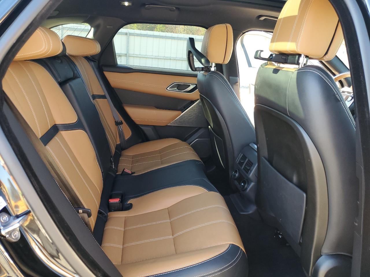 2019 Land Rover Range Rover Velar S VIN: SALYB2EN5KA231687 Lot: 92542385
