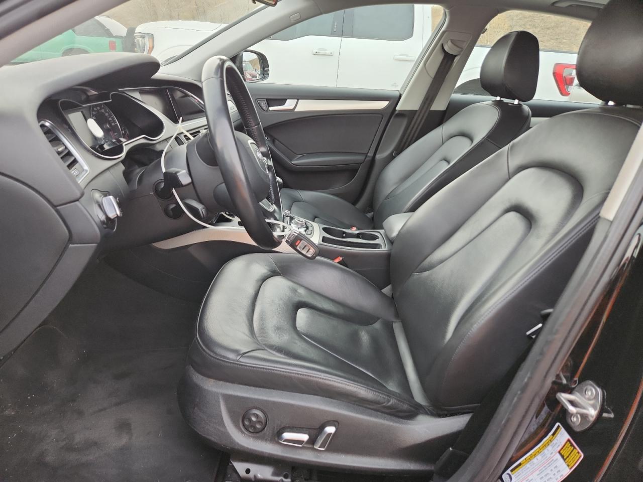 2015 Audi A4 Premium VIN: WAUDFAFL9FN014379 Lot: 93553065