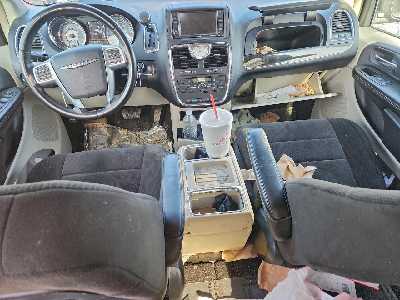 2013 Chrysler Town & Country Touring VIN: 2C4RC1BG5DR535075 Lot: 92022455