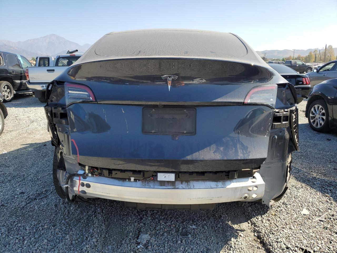 2024 Tesla Model Y VIN: 7SAYGDED6RF096073 Lot: 90845895