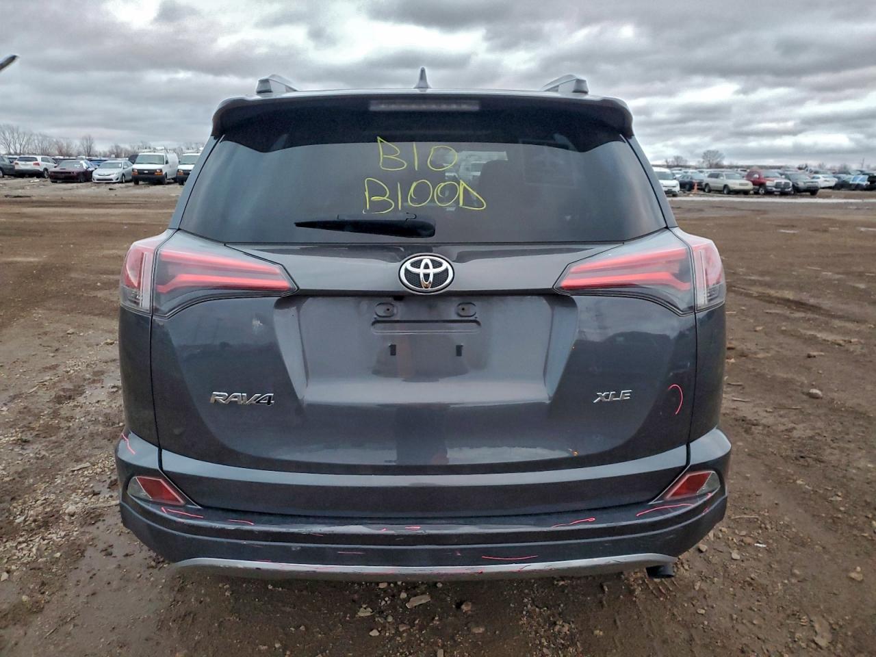 2017 Toyota Rav4 Xle VIN: JTMWFREV9HD099794 Lot: 93571695