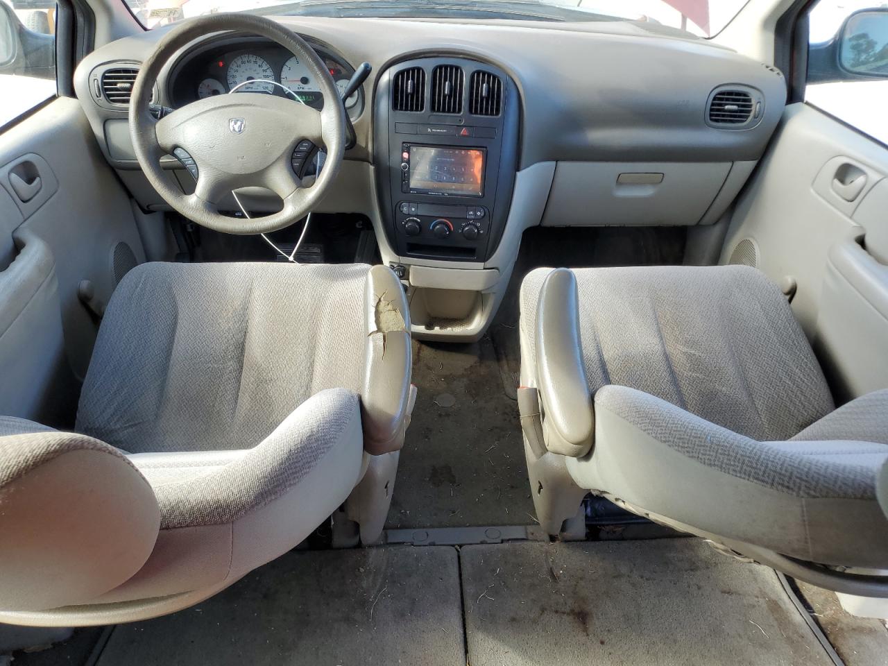 2005 Dodge Grand Caravan Se VIN: 1D4GP24R15B391334 Lot: 91730805