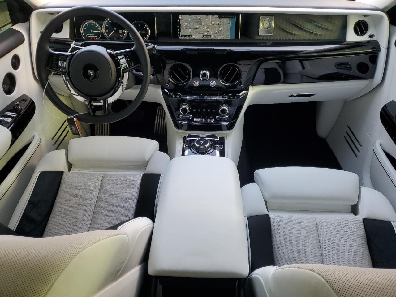 2022 Rolls-Royce Phantom VIN: SCATT6C00NU211399 Lot: 90672595