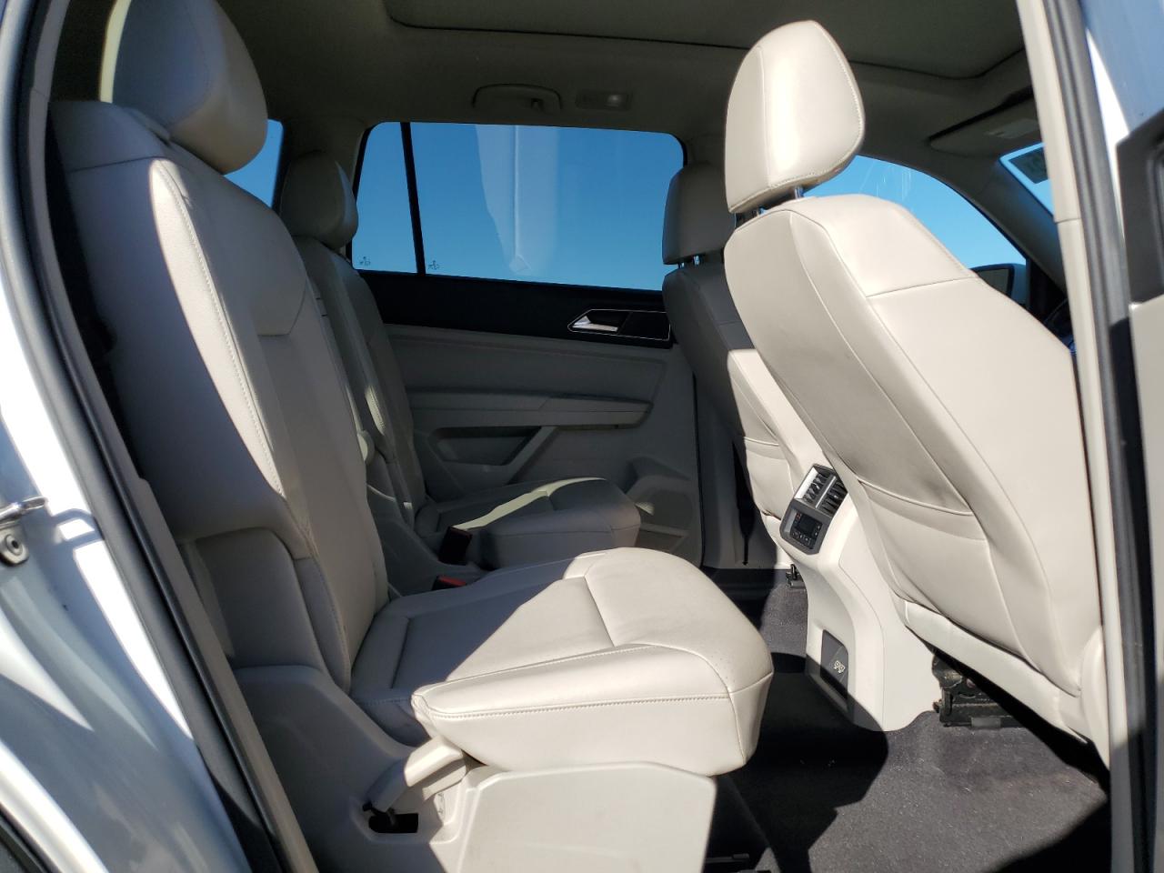 2018 Volkswagen Atlas Sel VIN: 1V2RR2CAXJC524378 Lot: 92615345