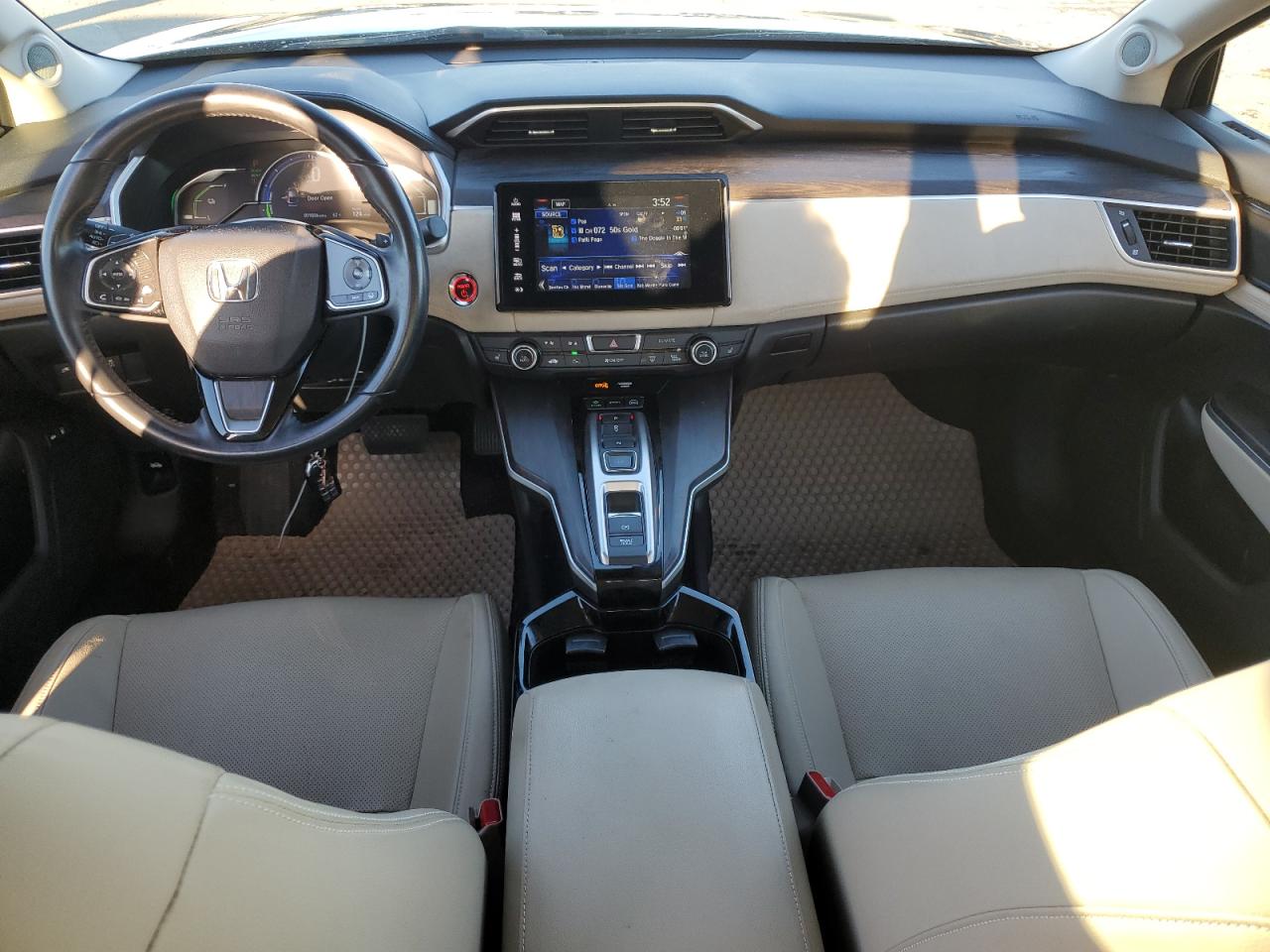 2019 Honda Clarity Touring VIN: JHMZC5F3XKC002271 Lot: 93077345