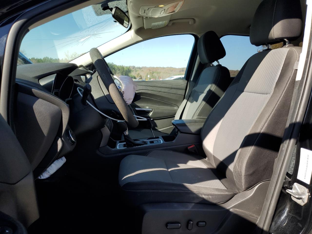 2017 Ford Escape Se VIN: 1FMCU0GD4HUE63754 Lot: 92380445