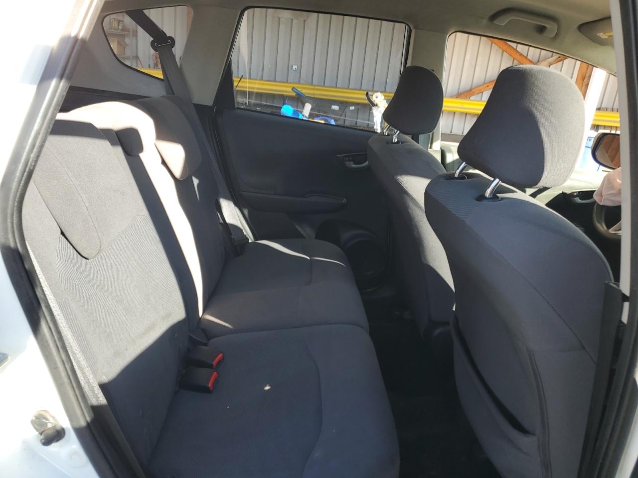 2013 Honda Fit VIN: JHMGE8G37DC036575 Lot: 93274475