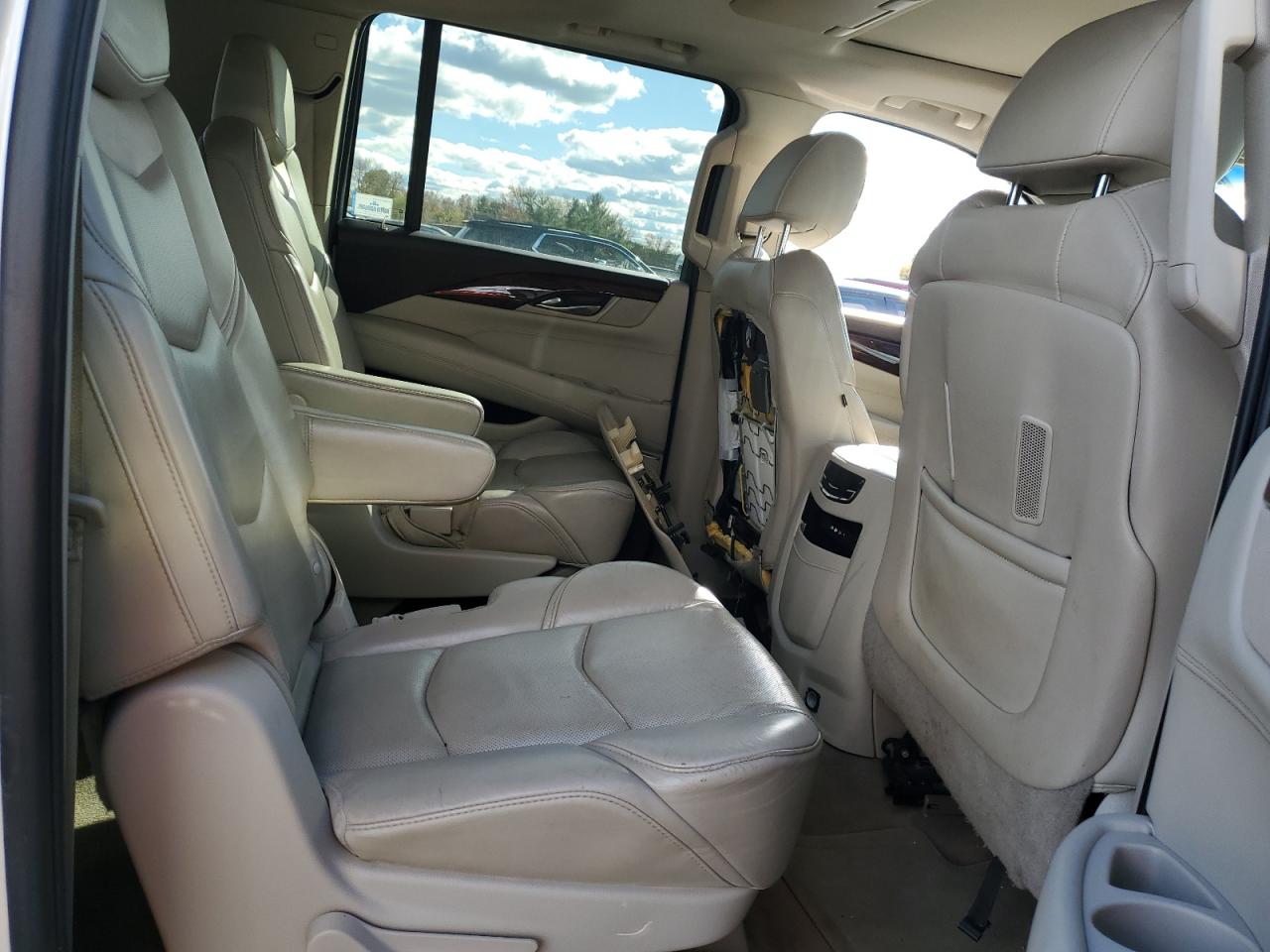 2015 Cadillac Escalade Esv Luxury VIN: 1GYS3HKJ7FR221467 Lot: 91704775