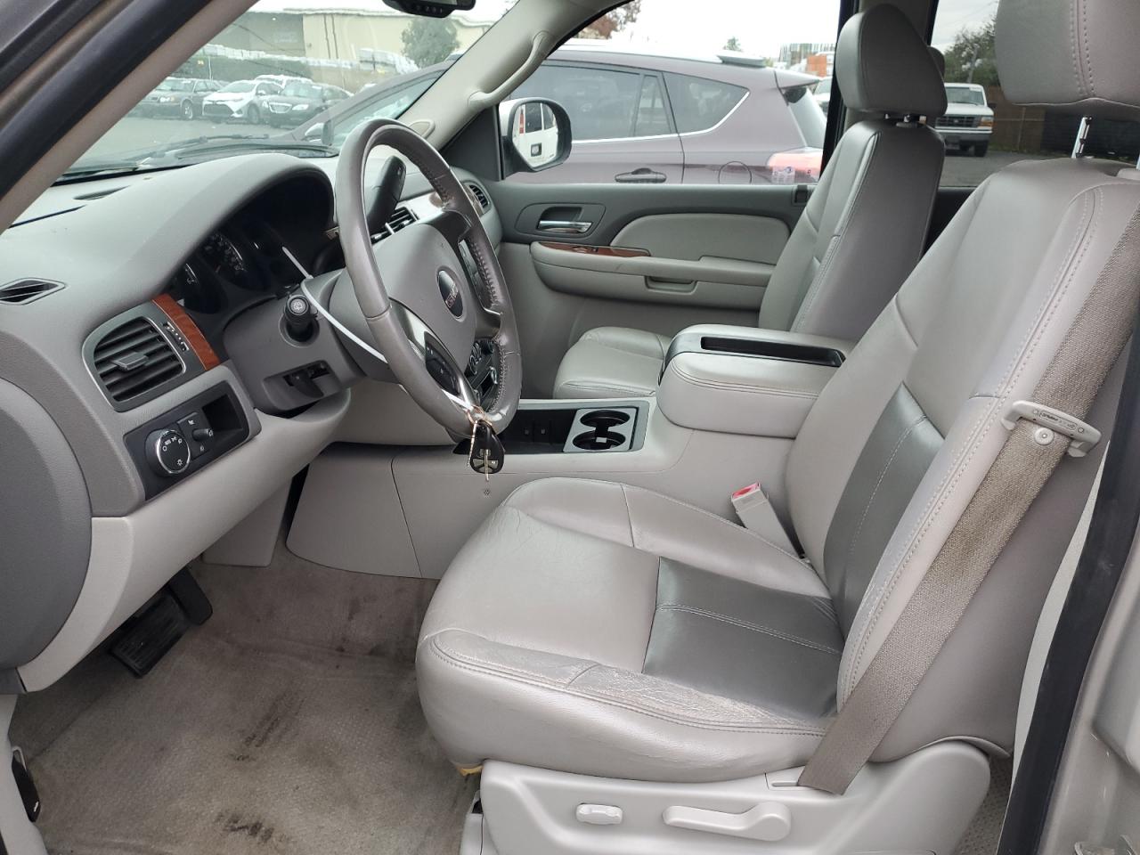 2007 GMC Yukon VIN: 1GKFC13J17J229890 Lot: 93773315