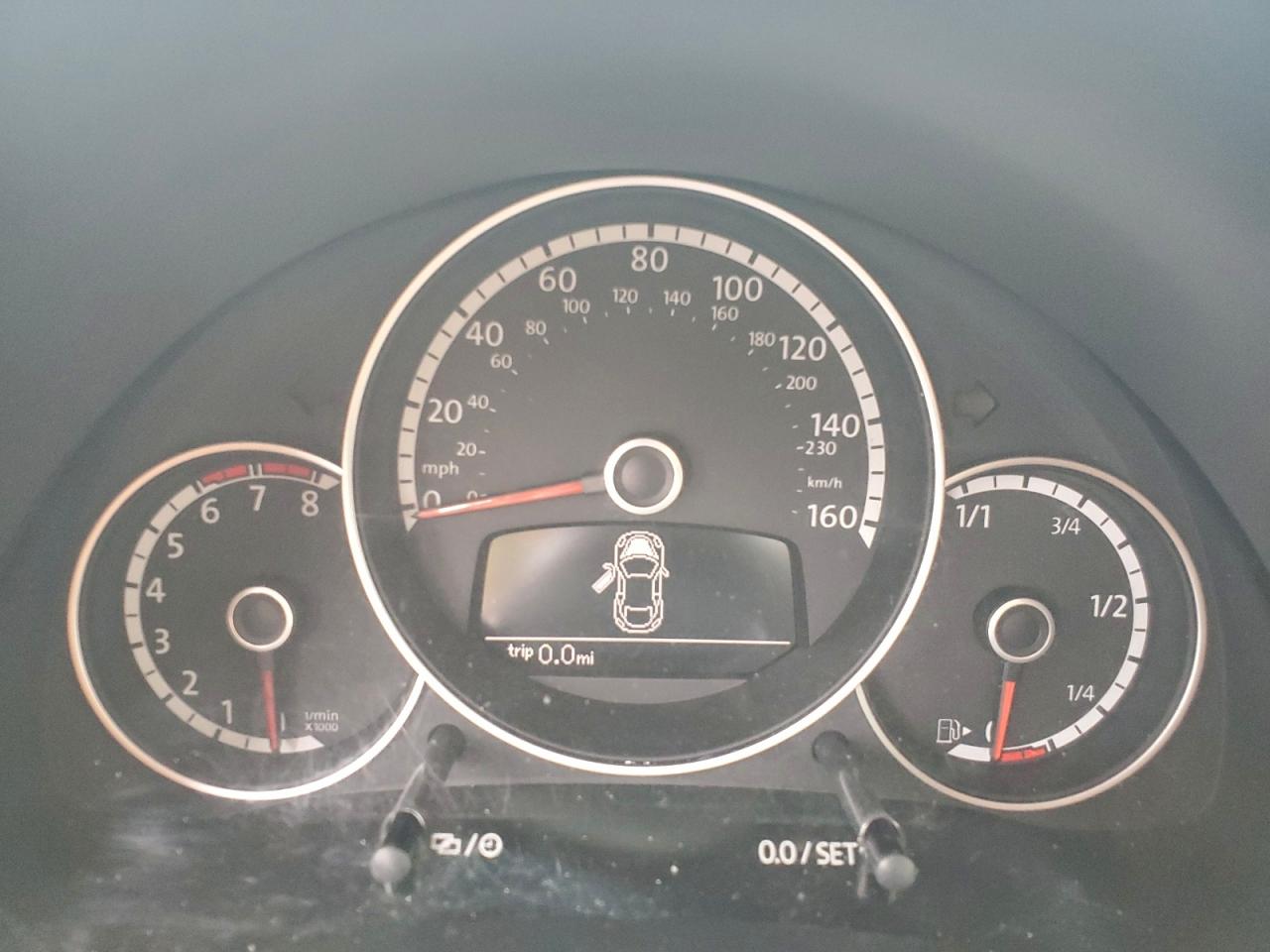 2015 Volkswagen Beetle 1.8T VIN: 3VWF17AT6FM606558 Lot: 94570165