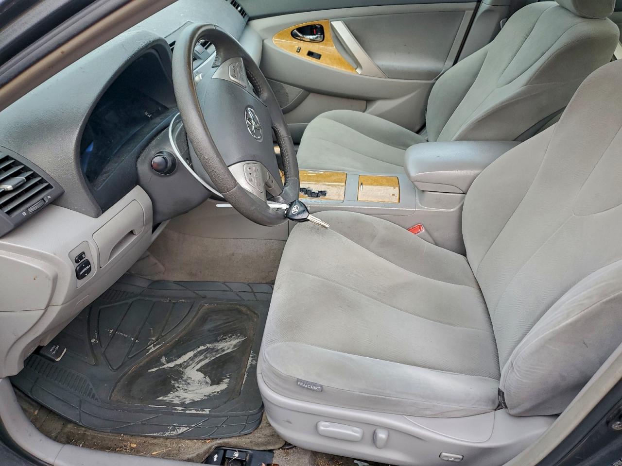 2007 Toyota Camry Ce VIN: 4T1BE46K17U085665 Lot: 93568105