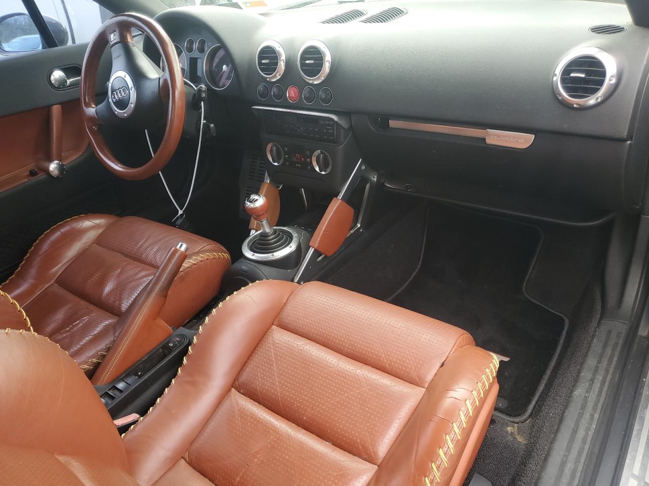 Фото: TRUUT28N111005181