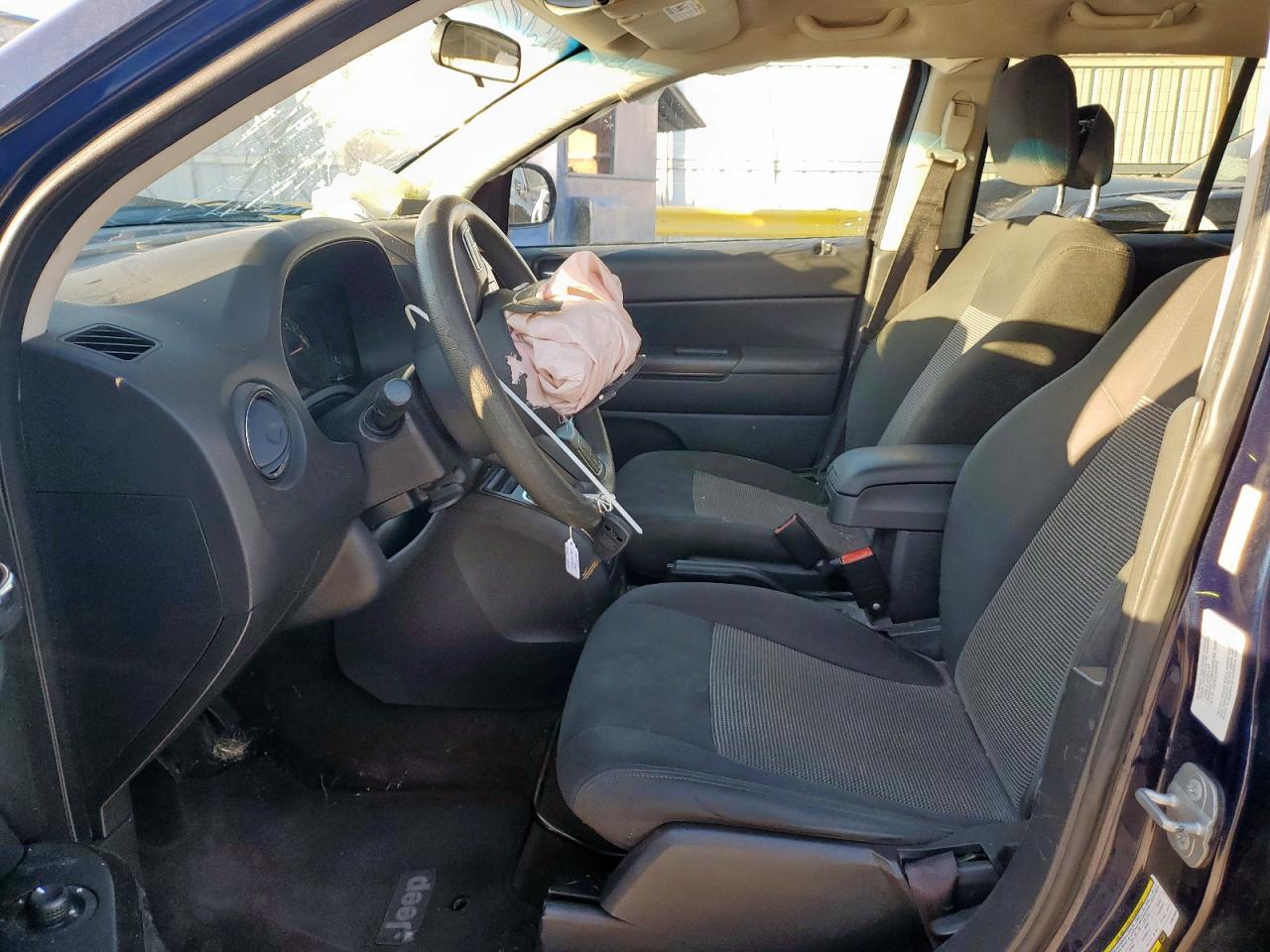 2014 Jeep Compass Sport VIN: 1C4NJDBB0ED842040 Lot: 91618605