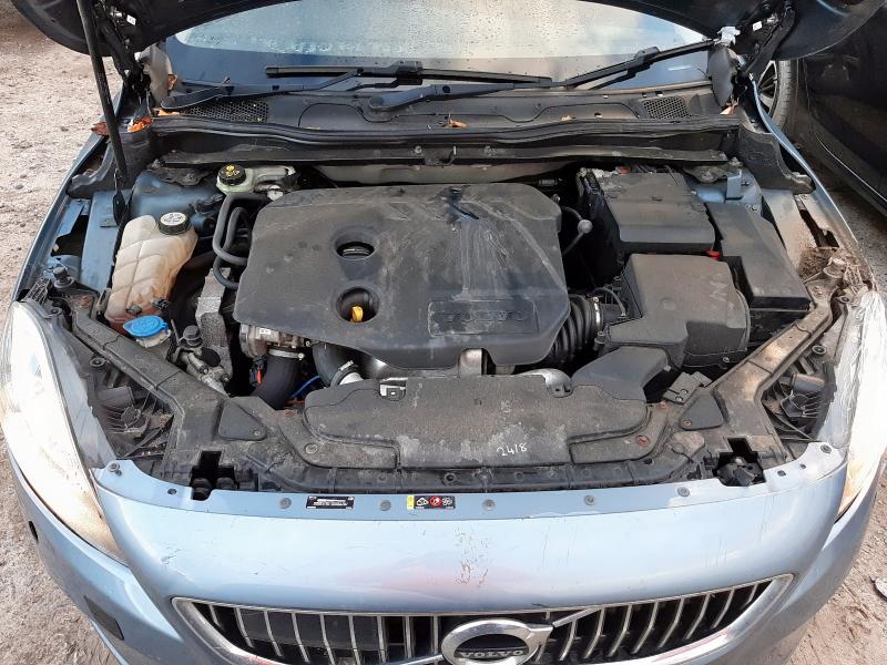 2013 VOLVO V40 D2 SE NAV 5DR