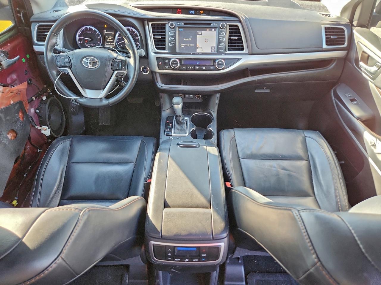 2018 Toyota Highlander Se VIN: 5TDKZRFH0JS273079 Lot: 94302885