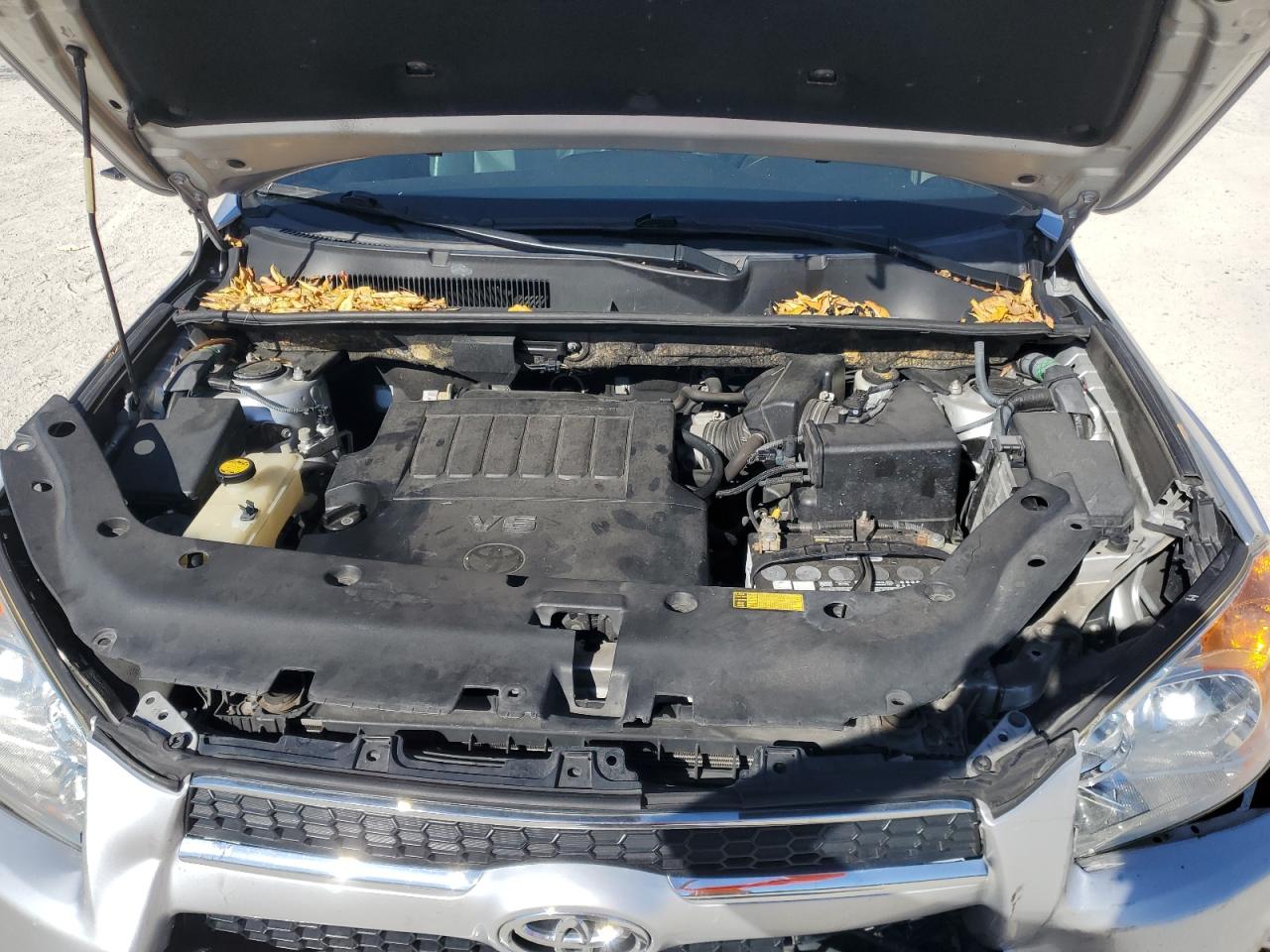 2010 Toyota Rav4 Limited VIN: JTMDK4DV1AD015075 Lot: 90454985