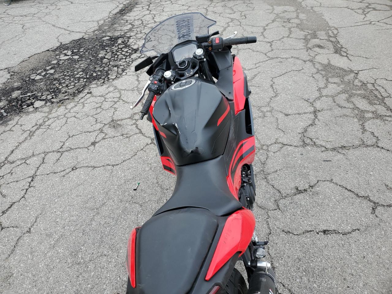 2025 Kawasaki Ex500 A VIN: ML5EXGJ13SDA61708 Lot: 92302355