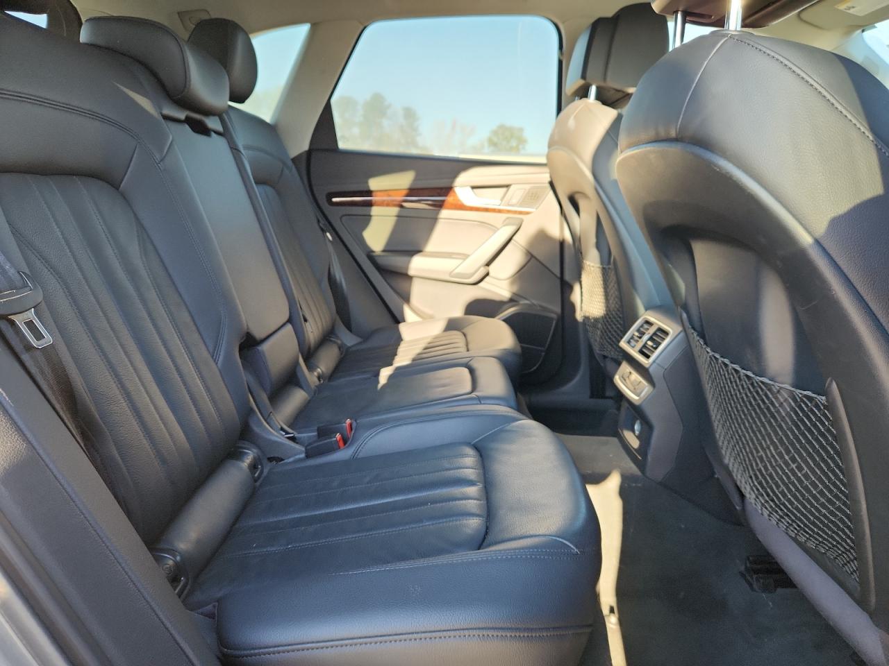 2018 Audi Q5 Premium Plus VIN: WA1BNAFY5J2015557 Lot: 92264845