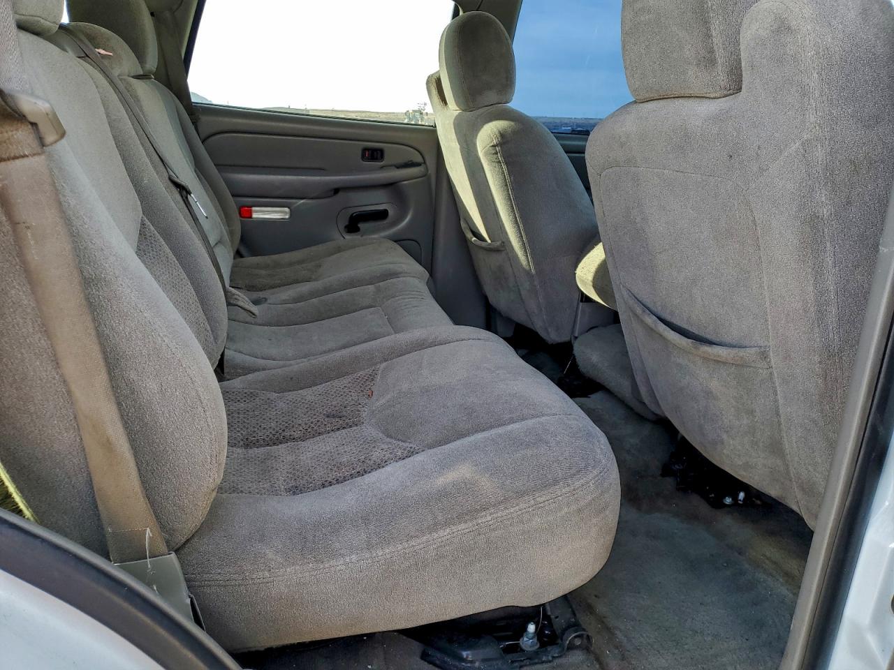 2004 Chevrolet Tahoe K1500 VIN: 1GNEK13V64J103718 Lot: 93905575