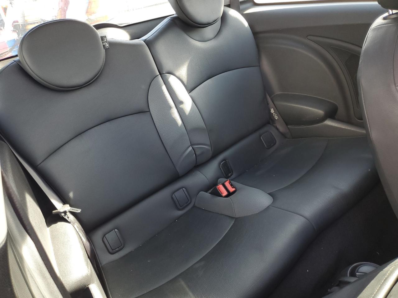 2009 Mini Cooper VIN: WMWMF33559TW75540 Lot: 92905365