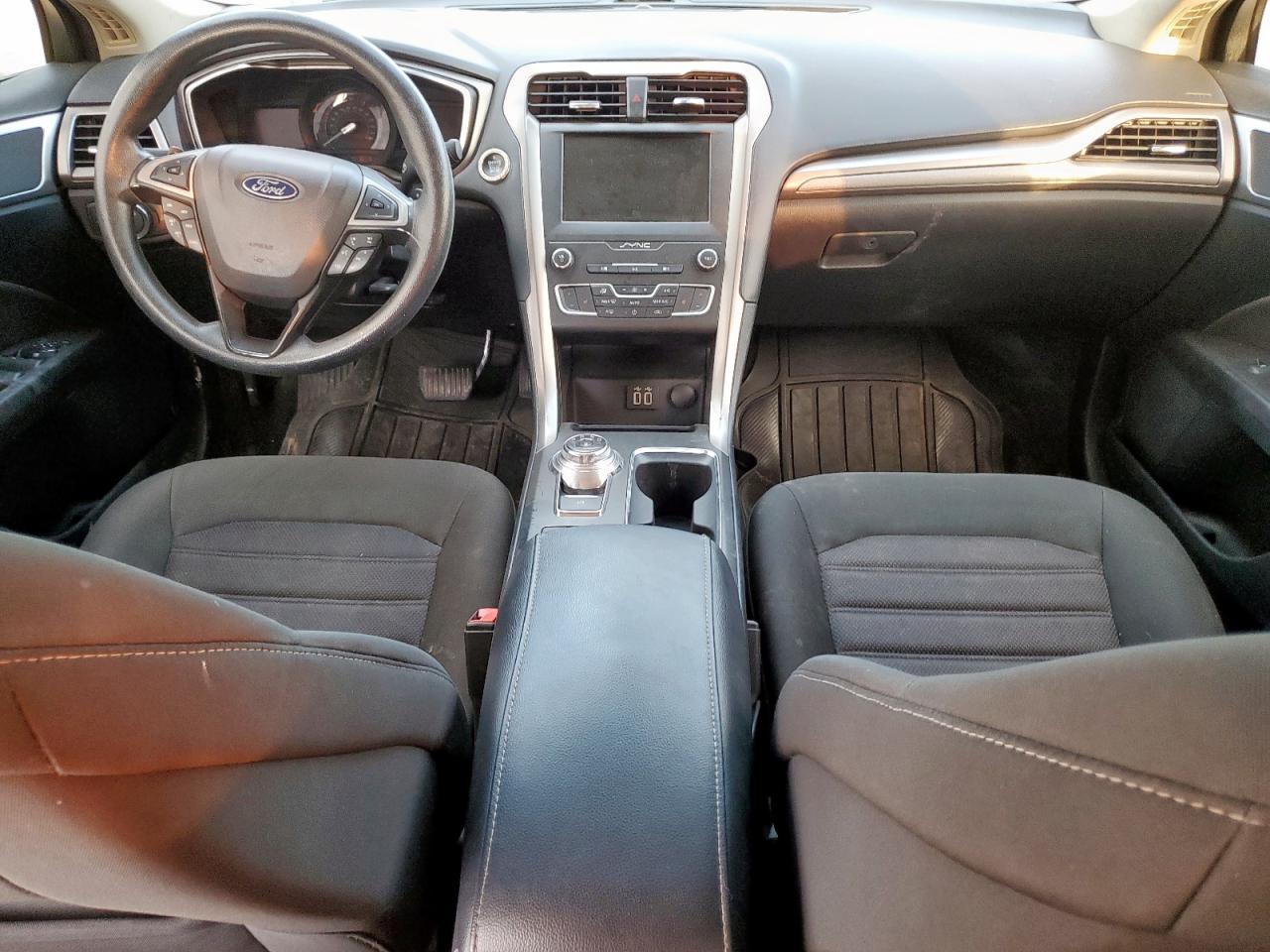 2019 Ford Fusion Se VIN: 3FA6P0T92KR270386 Lot: 93610185