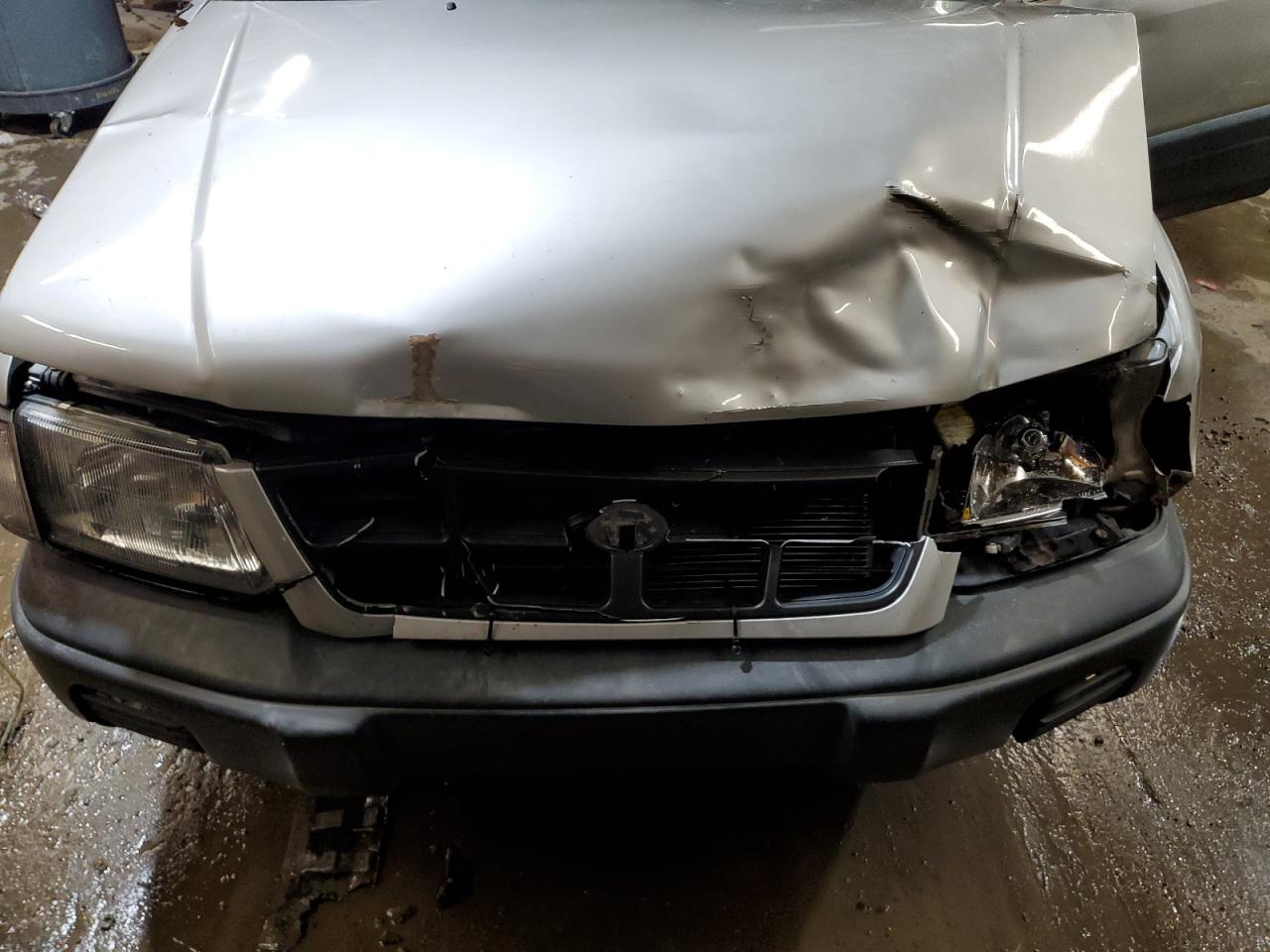 2000 Subaru Forester L VIN: JF1SF6357YH718021 Lot: 93482825