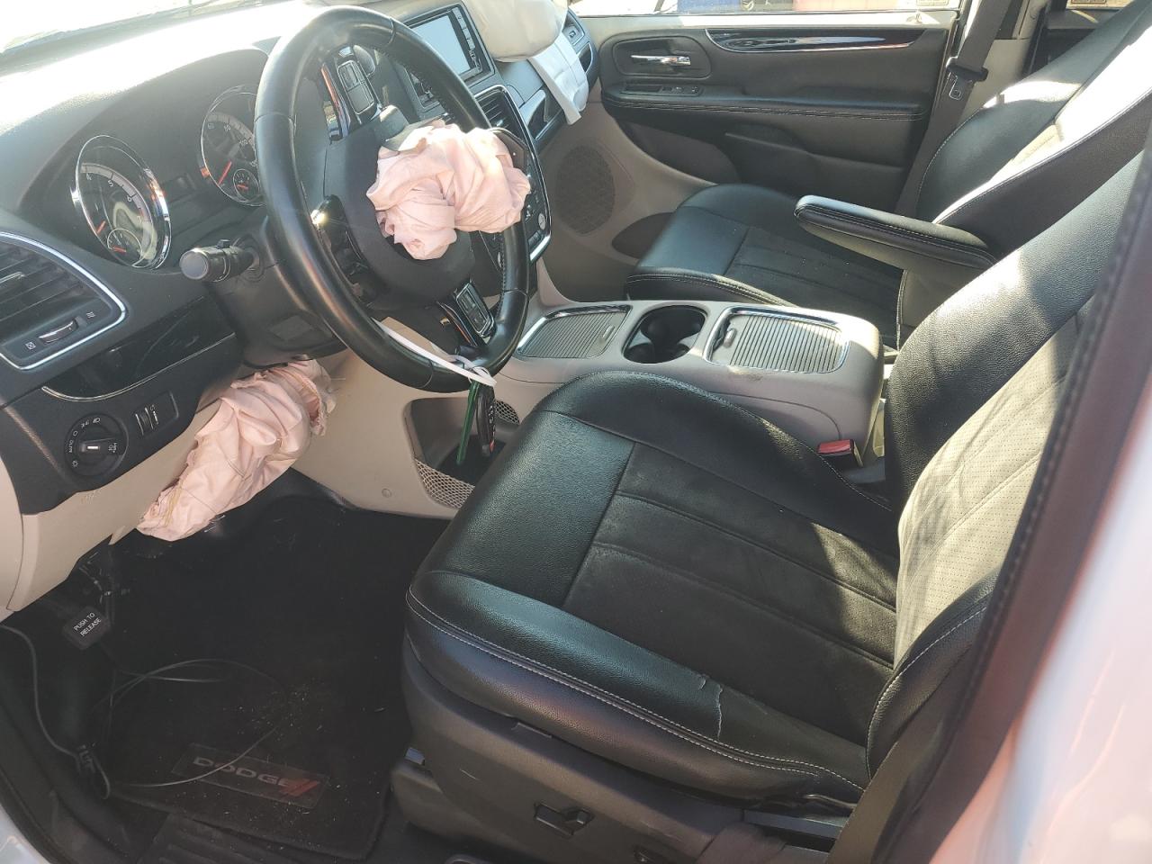 2019 Dodge Grand Caravan Sxt VIN: 2C4RDGCG8KR726534 Lot: 90029825