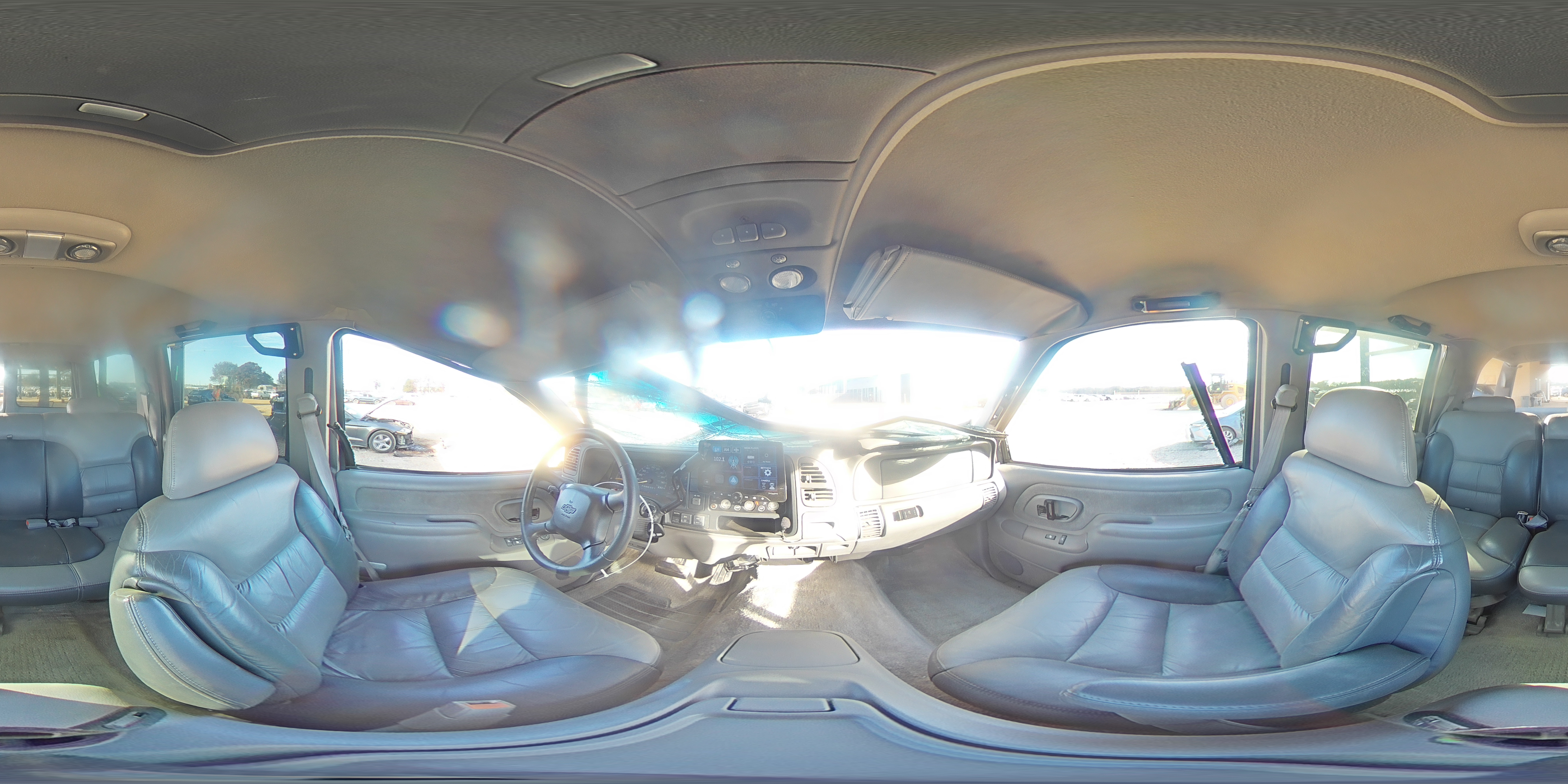 2000 Chevrolet Tahoe K1500 VIN: 1GNEK13R9YR163017 Lot: 93555055