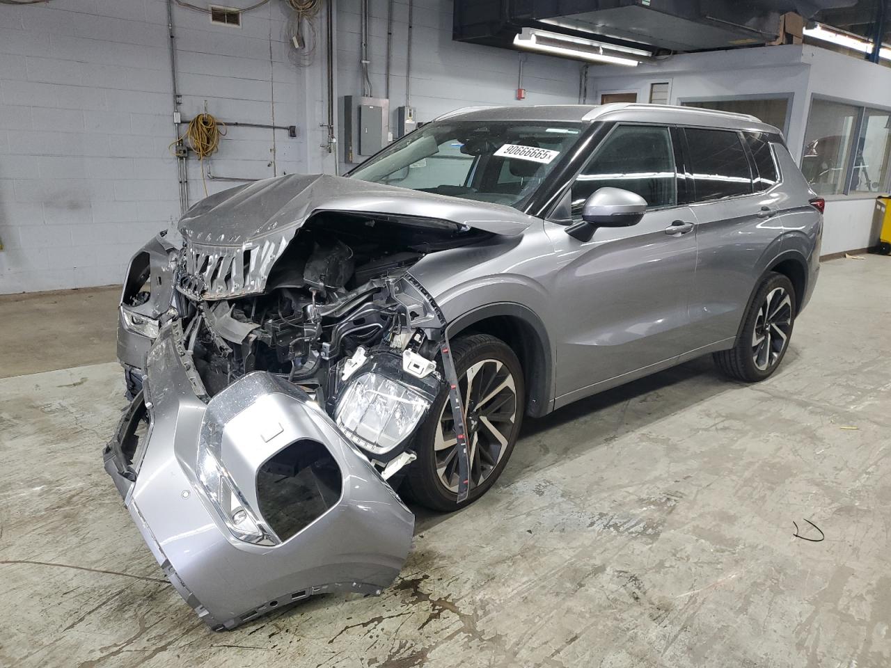 2022 Mitsubishi Outlander Sel