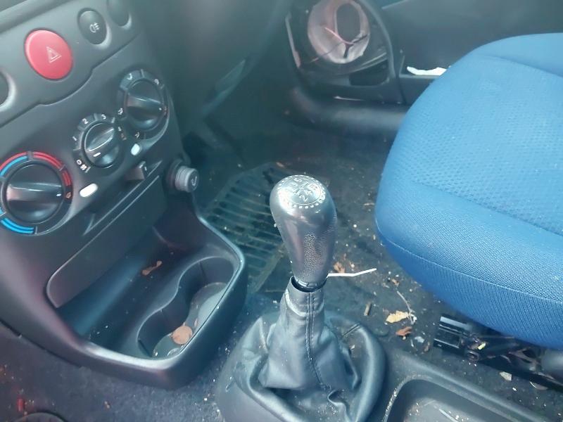 2004 FIAT PUNTO VAN JTD 