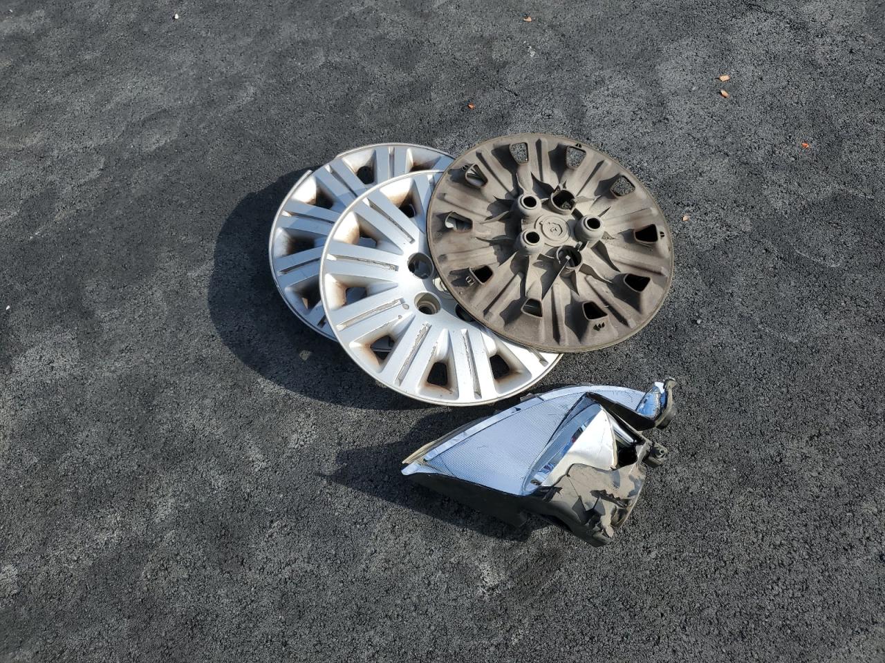 2006 Chrysler Town & Country Lx VIN: 1A4GP44RX6B568807 Lot: 92240245