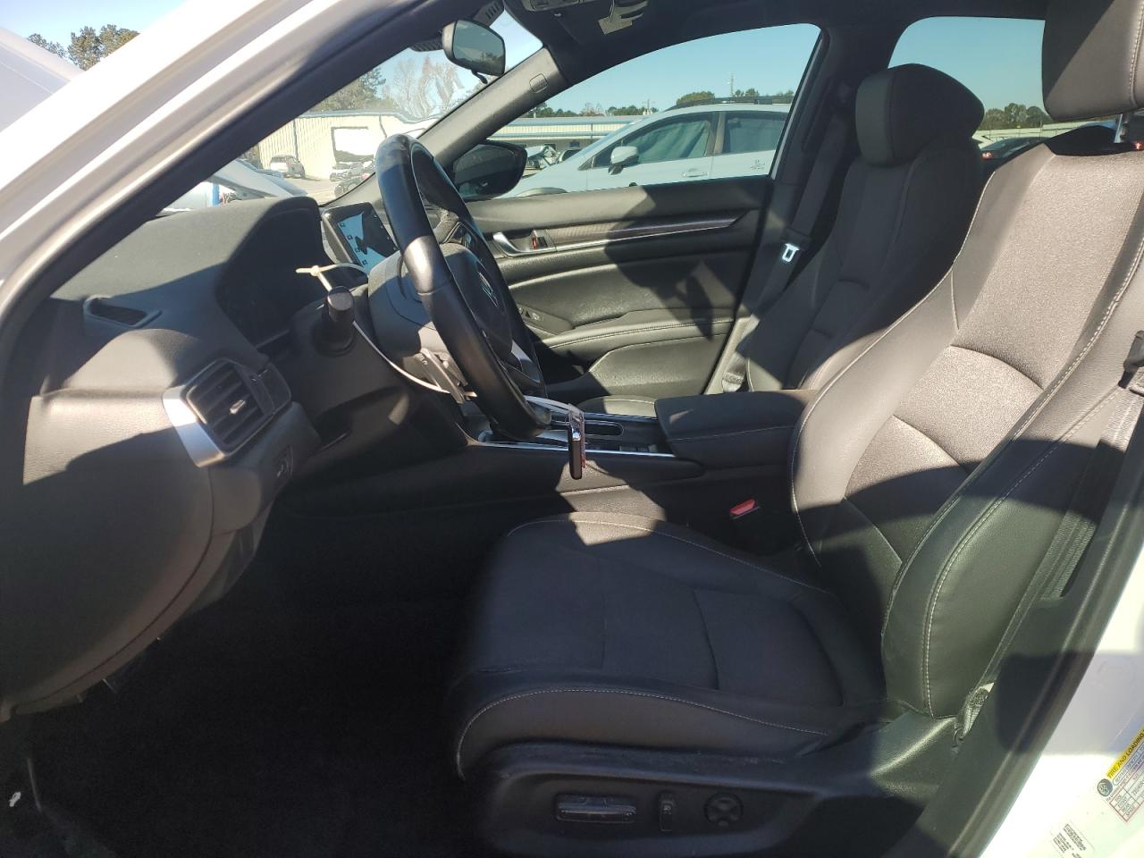 2022 Honda Accord Sport VIN: 1HGCV1F38NA103823 Lot: 91771945