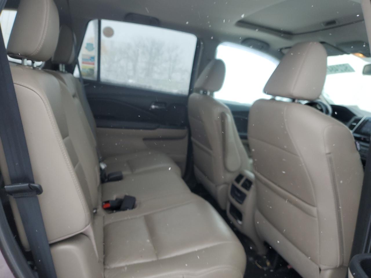 2016 Honda Pilot Exln VIN: 5FNYF6H7XGB083938 Lot: 92248475