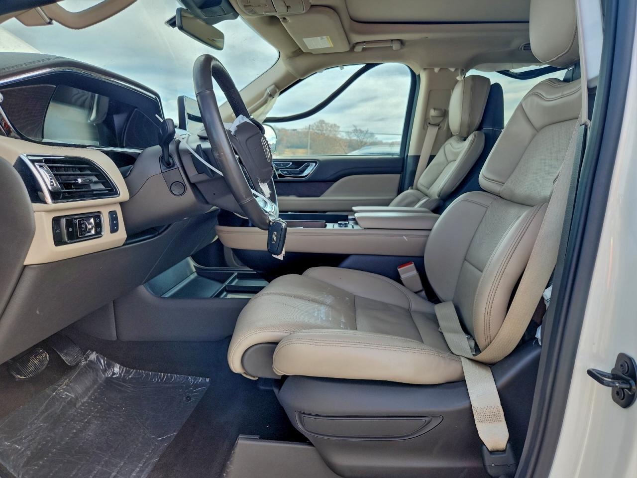 2024 Lincoln Navigator L Reserve VIN: 5LMJJ3LG9REL13682 Lot: 93626865