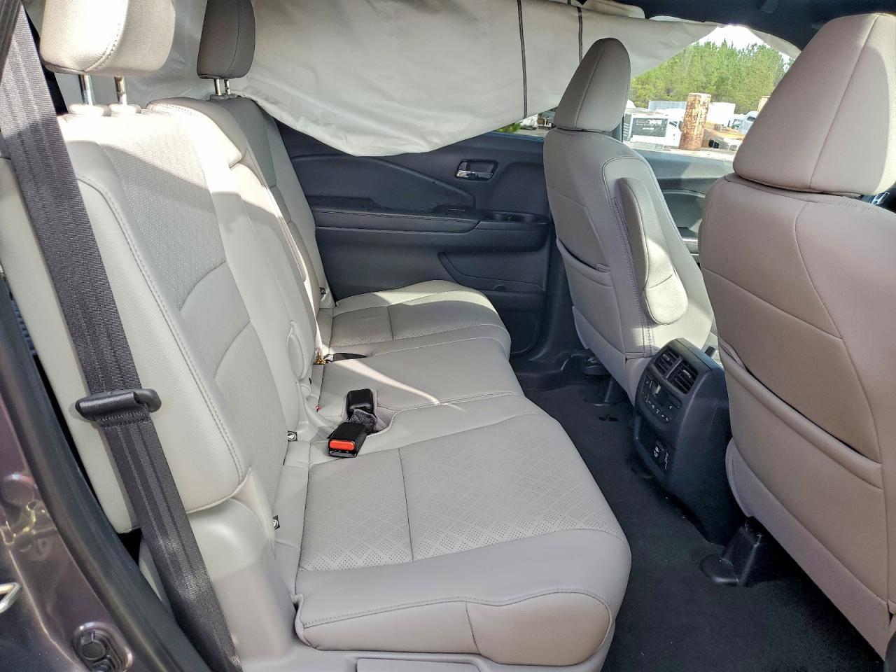 2019 Honda Passport Touring VIN: 5FNYF7H90KB004521 Lot: 94769045