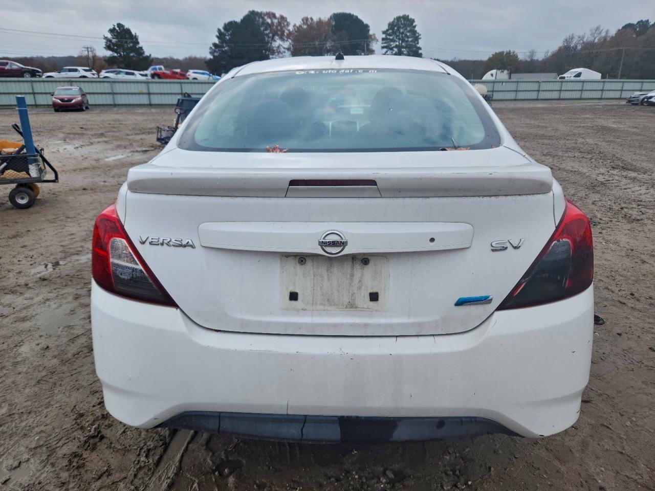 2015 Nissan Versa S VIN: 3N1CN7AP0FL897404 Lot: 91902955