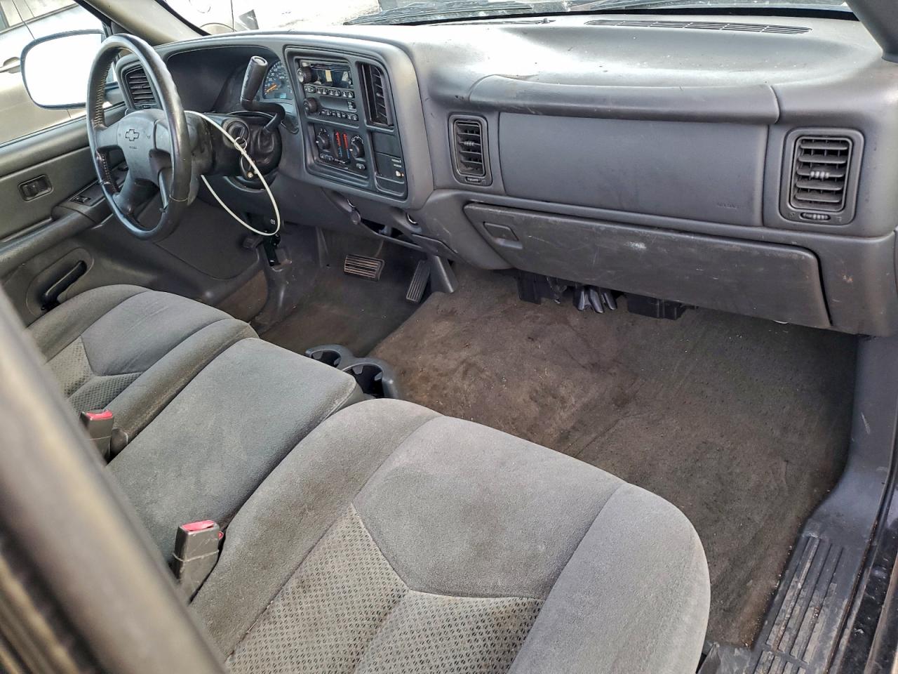 2004 Chevrolet Silverado C1500 VIN: 1GCEC14V74Z330308 Lot: 94583535