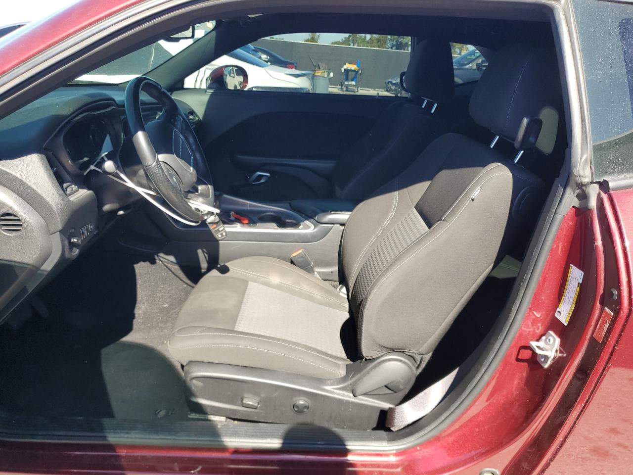 2022 Dodge Challenger Sxt VIN: 2C3CDZAG8NH215036 Lot: 92040355