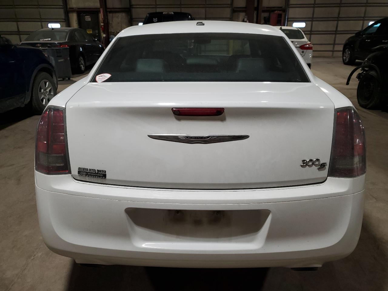 2014 Chrysler 300 S VIN: 2C3CCABG9EH253085 Lot: 93275535