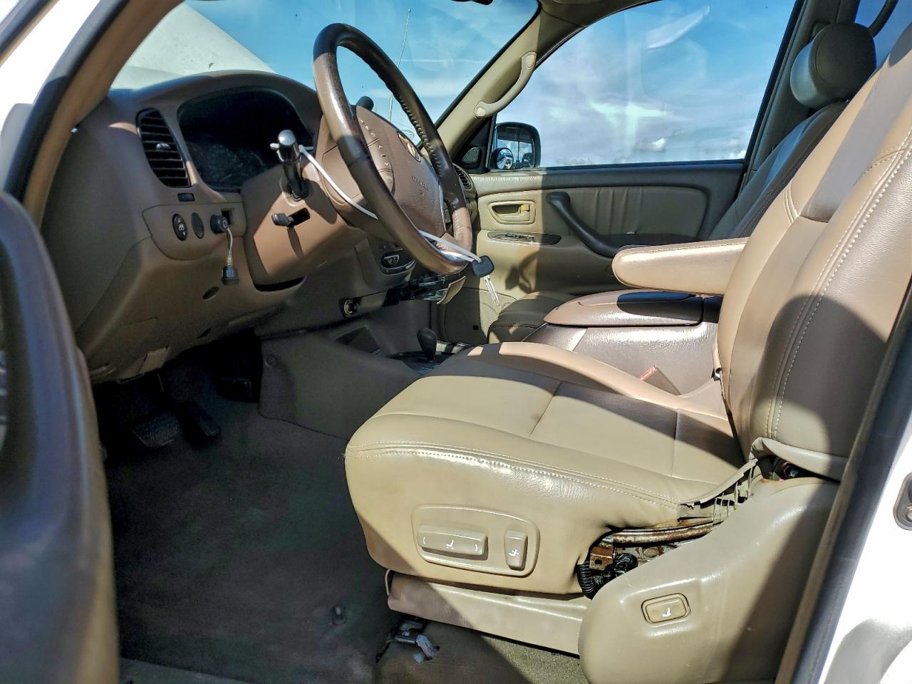 2004 Toyota Sequoia Limited VIN: 5TDBT48A24S221087 Lot: 94729565