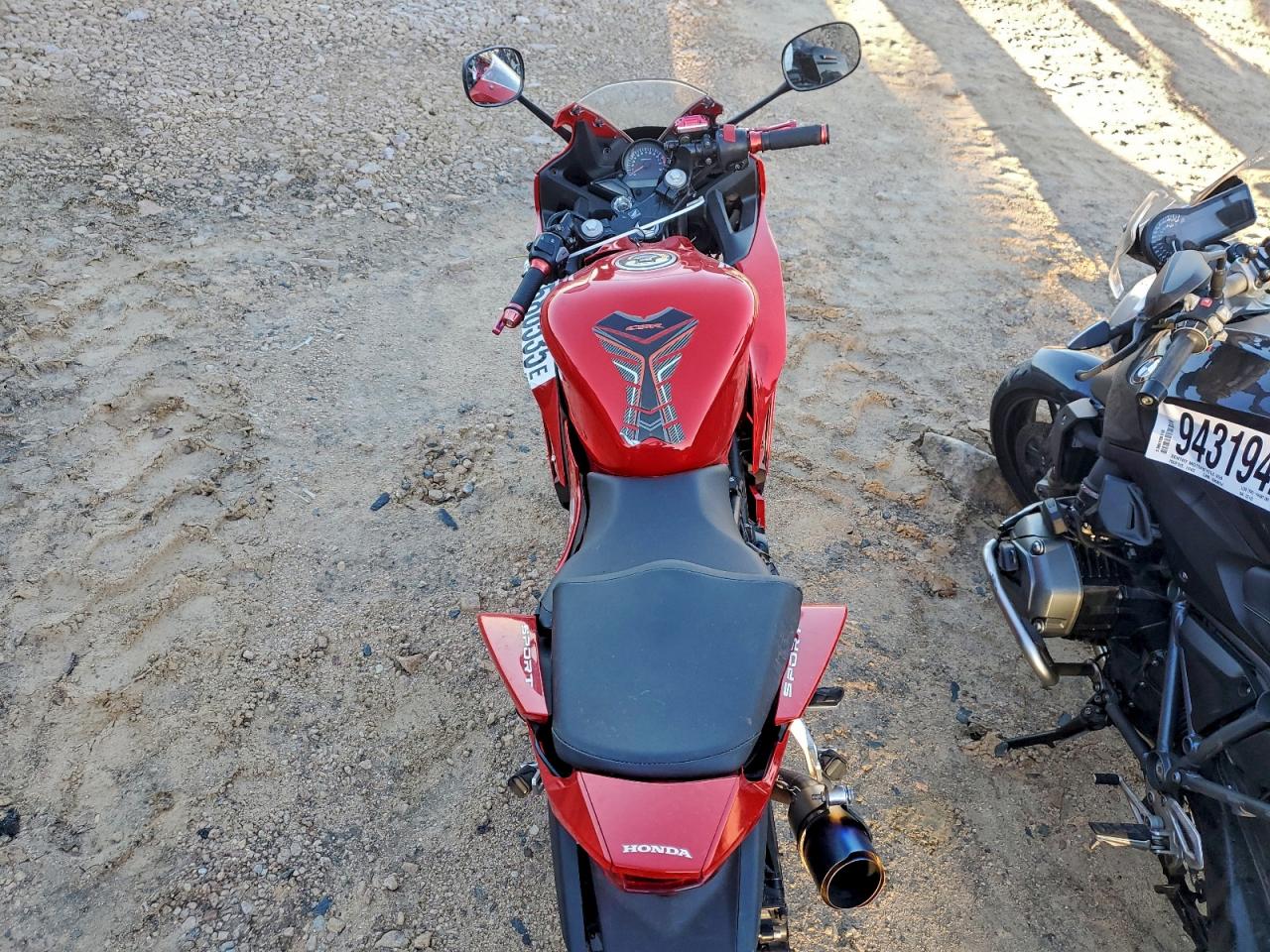 2015 Honda Cbr300 R VIN: MLHNC5103F5101454 Lot: 92586535