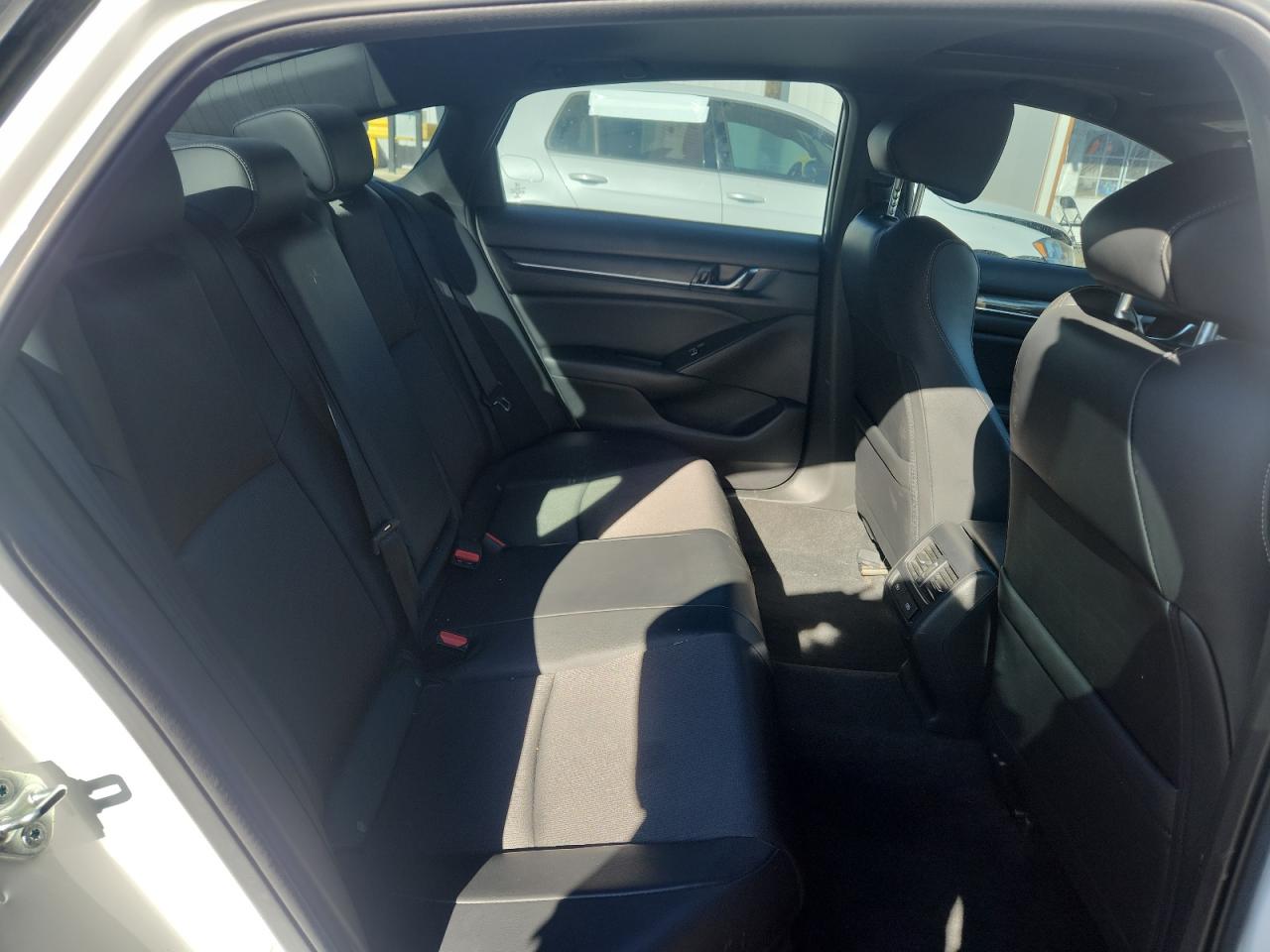 2022 Honda Accord Sport VIN: 1HGCV2F38NA020818 Lot: 92685285