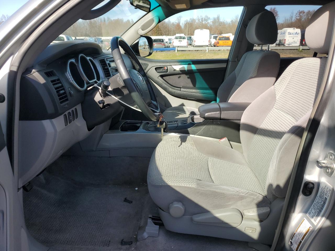 2005 Toyota 4Runner Sr5 VIN: JTEBU14R250074387 Lot: 92878865