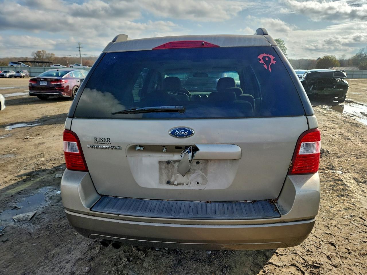 2005 Ford Freestyle Se VIN: 1FMZK011X5GA61116 Lot: 93760775