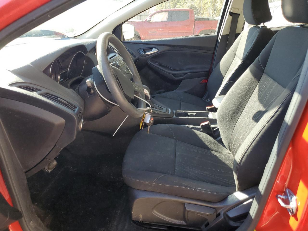 2017 Ford Focus Se VIN: 1FADP3F22HL258995 Lot: 92516195