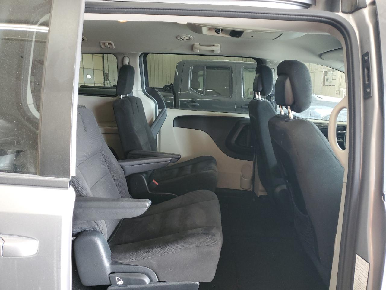 2016 Dodge Grand Caravan Sxt VIN: 2C4RDGCG6GR325619 Lot: 93404395