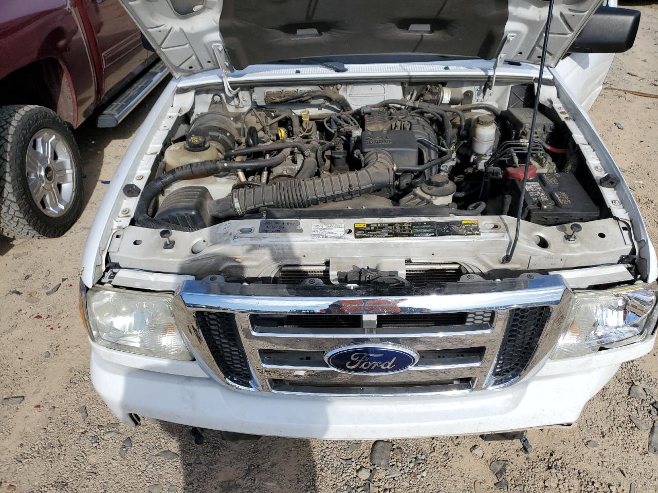 2011 Ford Ranger Super Cab VIN: 1FTKR1ED8BPA70761 Lot: 92401245