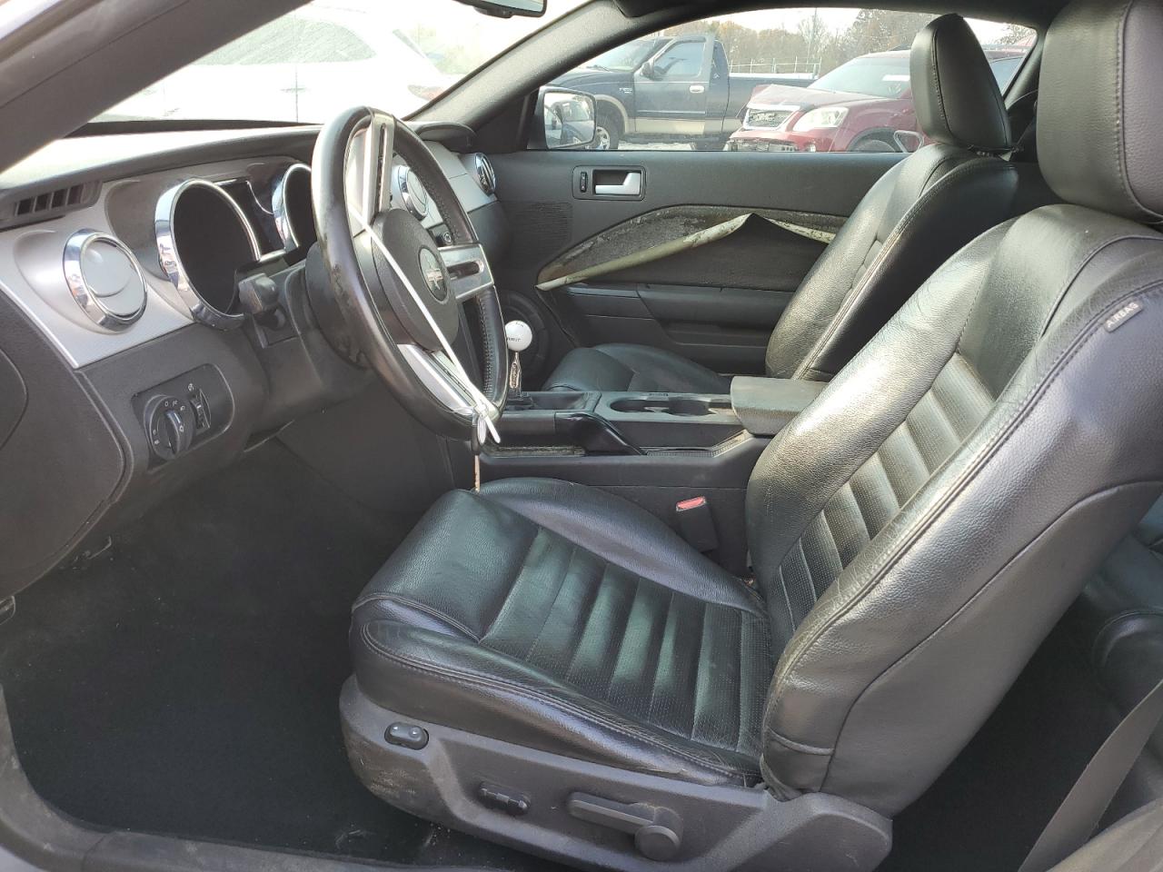 2008 Ford Mustang Gt VIN: 1ZVHT82H985137106 Lot: 92832635