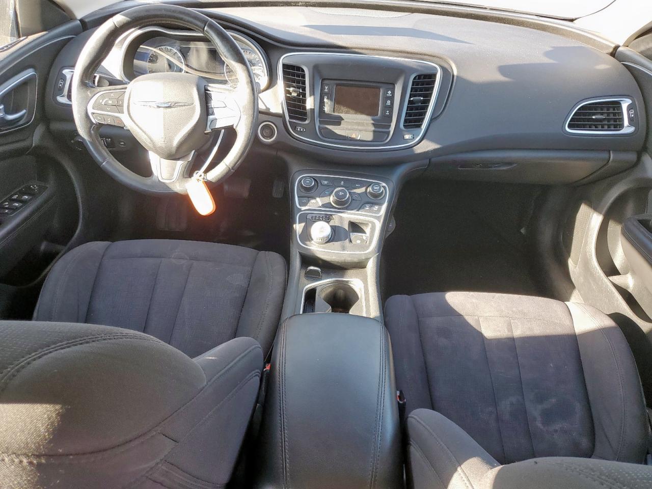 2015 Chrysler 200 Limited VIN: 1C3CCCAB5FN651565 Lot: 91417225