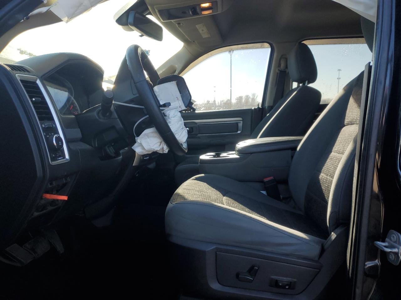 2016 Ram 1500 Slt VIN: 1C6RR7TT2GS130993 Lot: 90987305